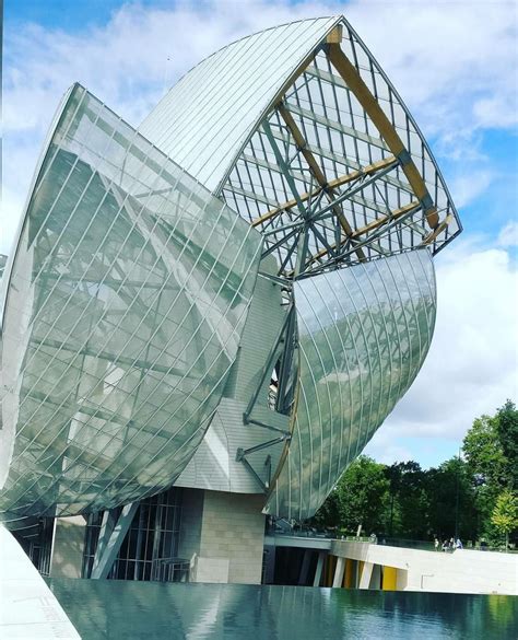 Louis Vuitton foundation frank gehry